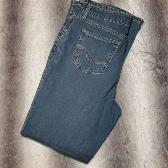 Jean pants - Picture 2 of 3